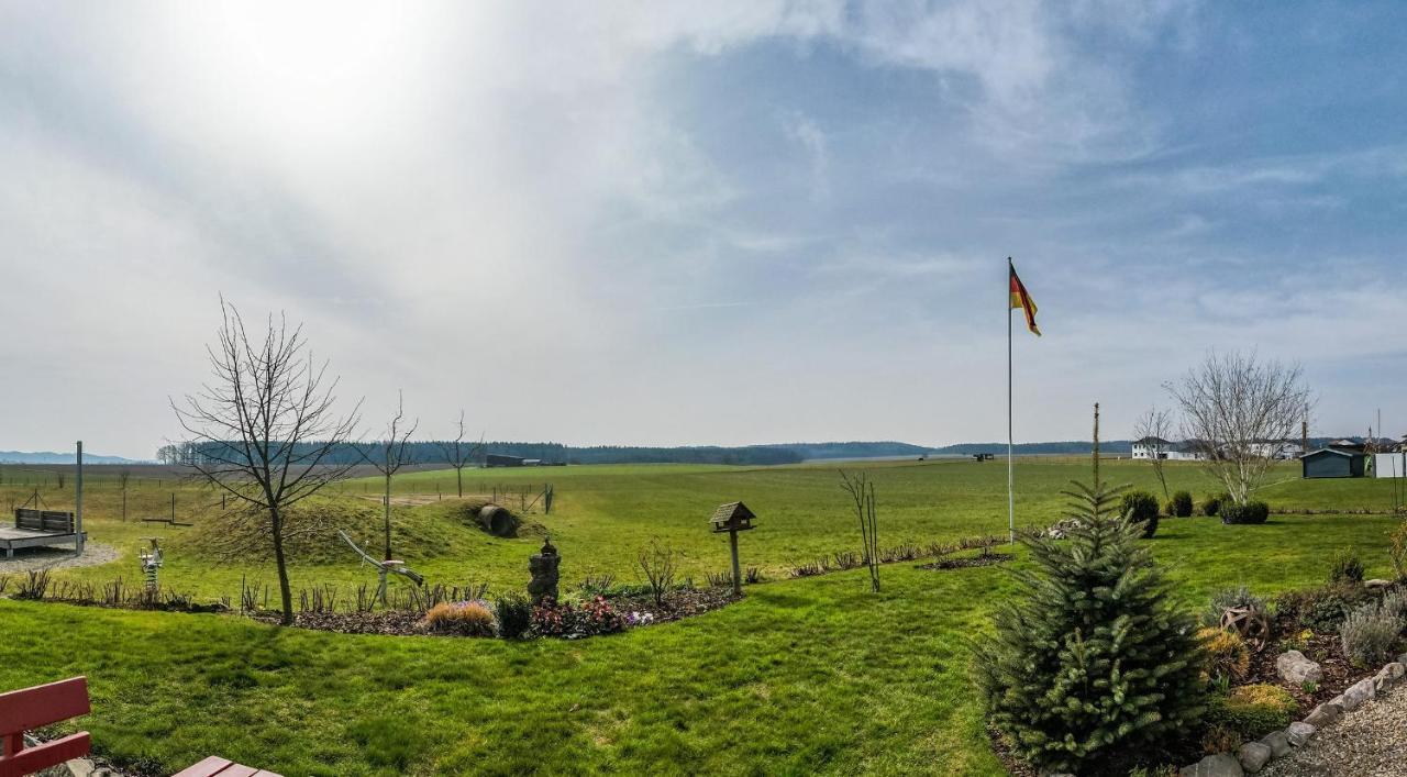 Ruhige Ferienwohnung Mit Panoramablick Ingoldingen Dış mekan fotoğraf